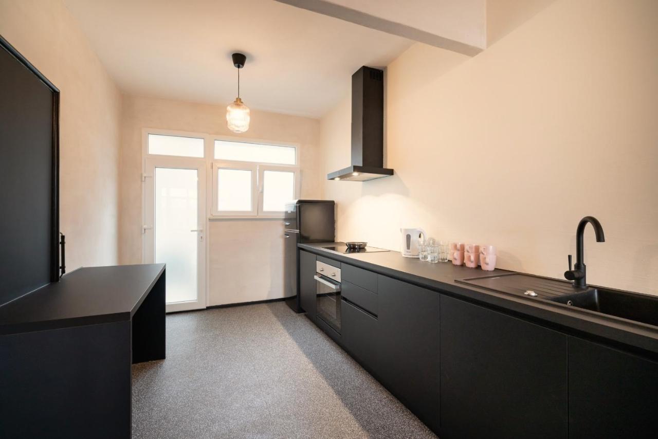 Charming And Spacious Antwerp City Center Apartments Екстериор снимка